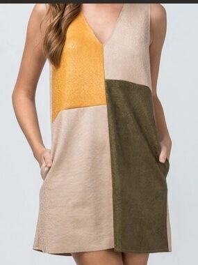 entro Warm Camel Shift Dress